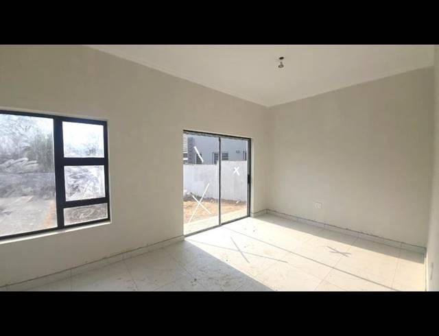 4 BEDROOM HOUSE FOR SALE IN MEERHOF